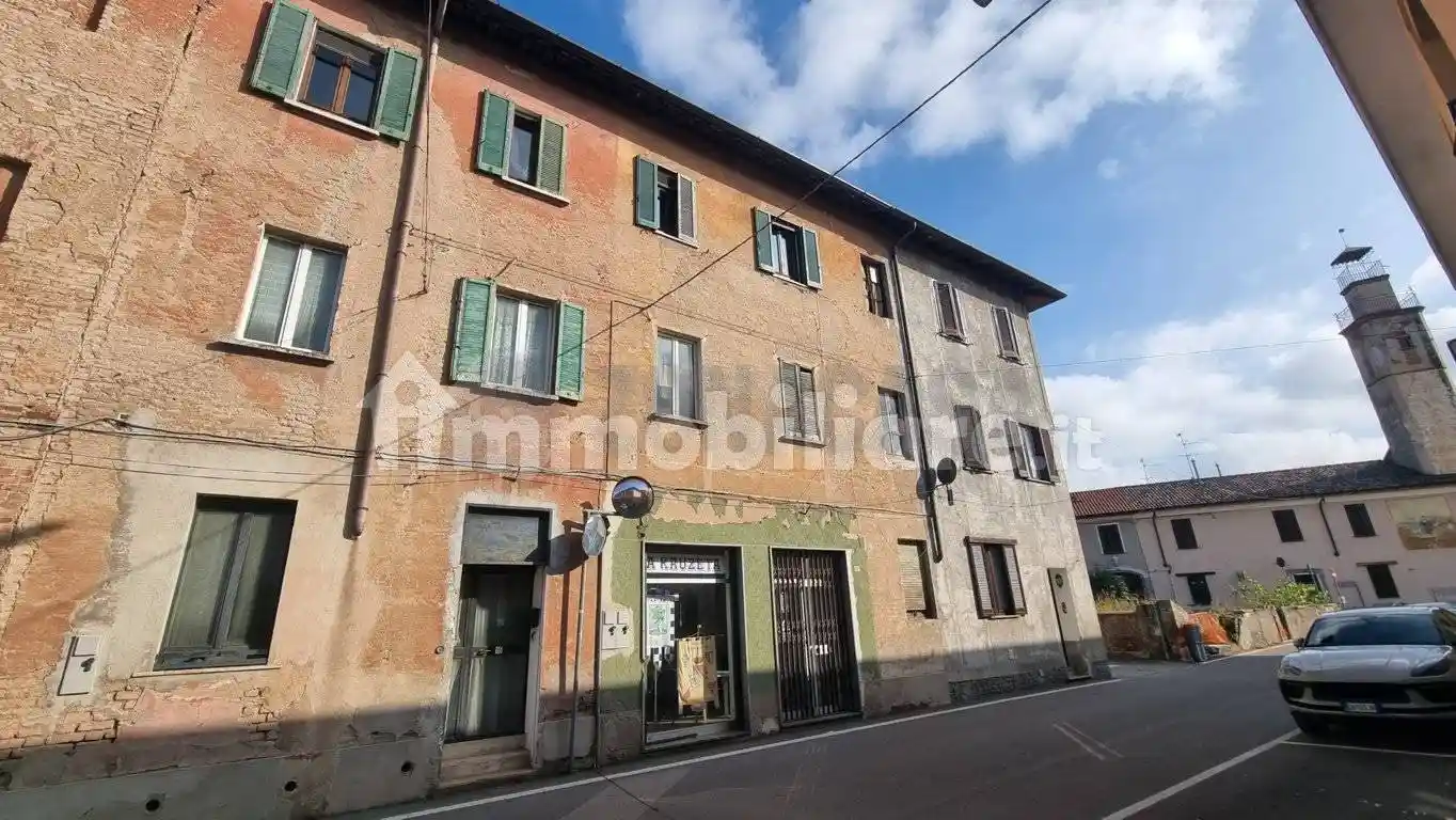 Rustico - Casale in vendita a Dairago