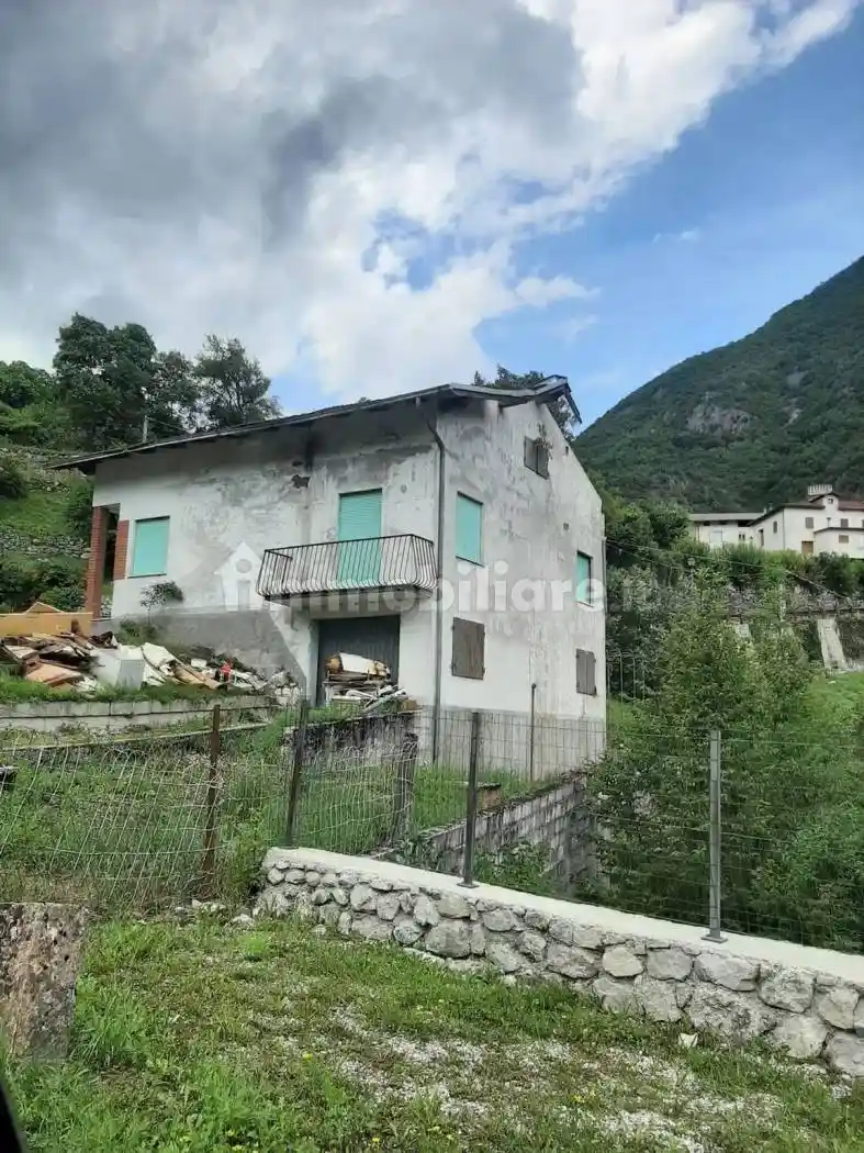 Villa in vendita a Lastebasse