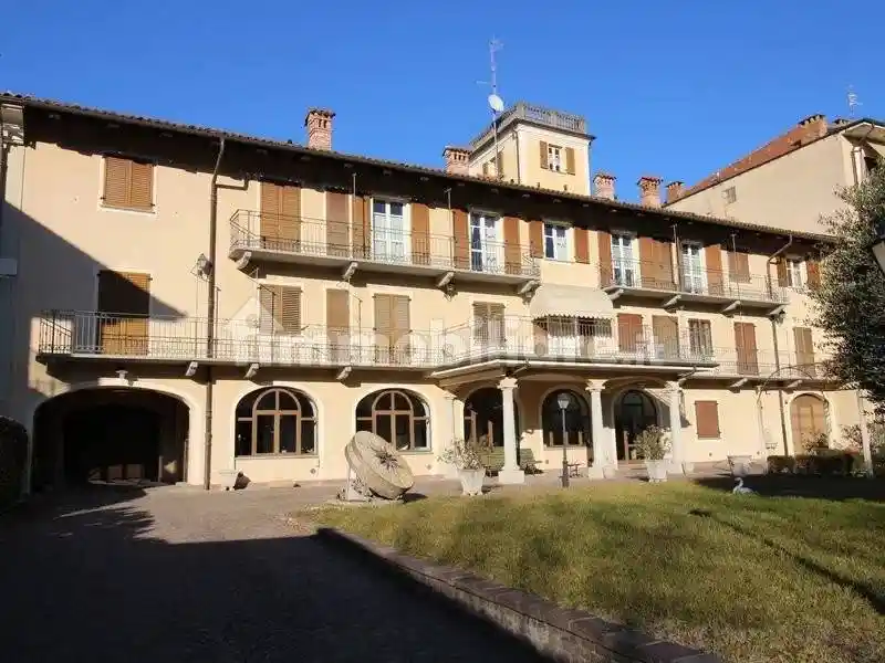 Villa in vendita a Dogliani