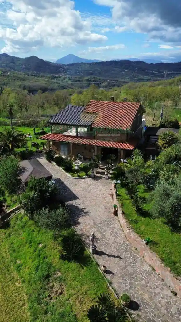 Villa unifamiliare Strada Statale dei Due Principati Tratto 2, Altavilla Irpina - foto 3