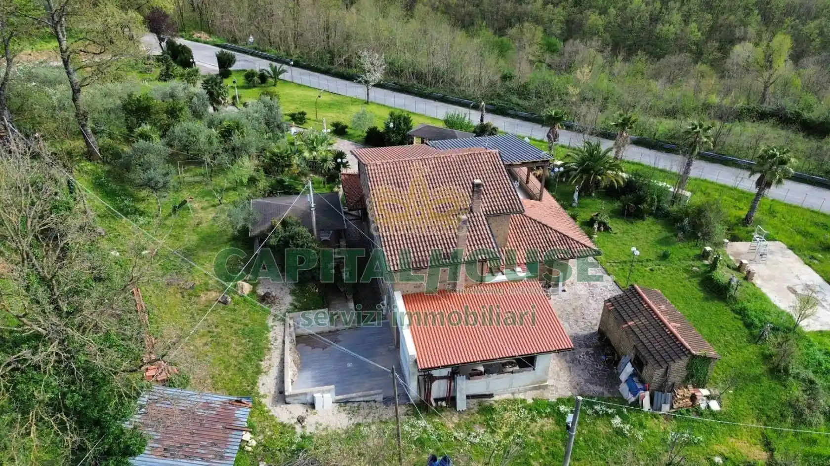 Villa unifamiliare Strada Statale dei Due Principati Tratto 2, Altavilla Irpina - foto 5