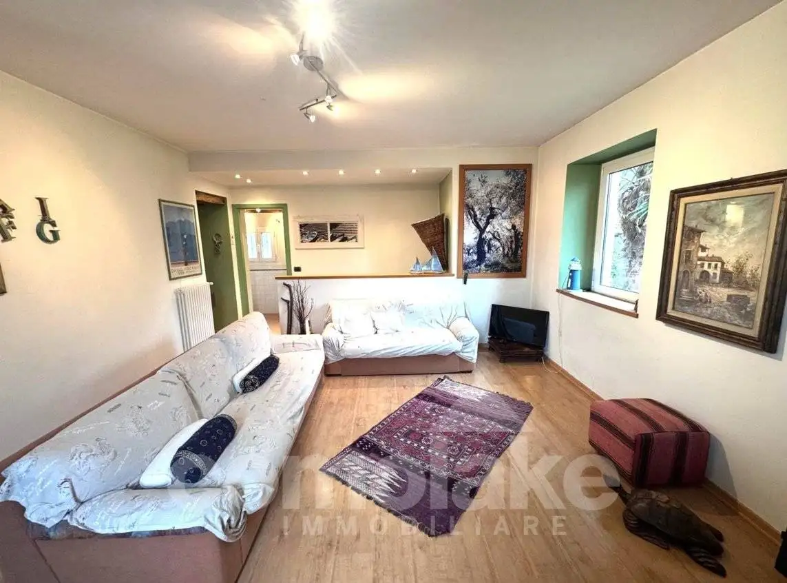 Villa in vendita a Maslianico