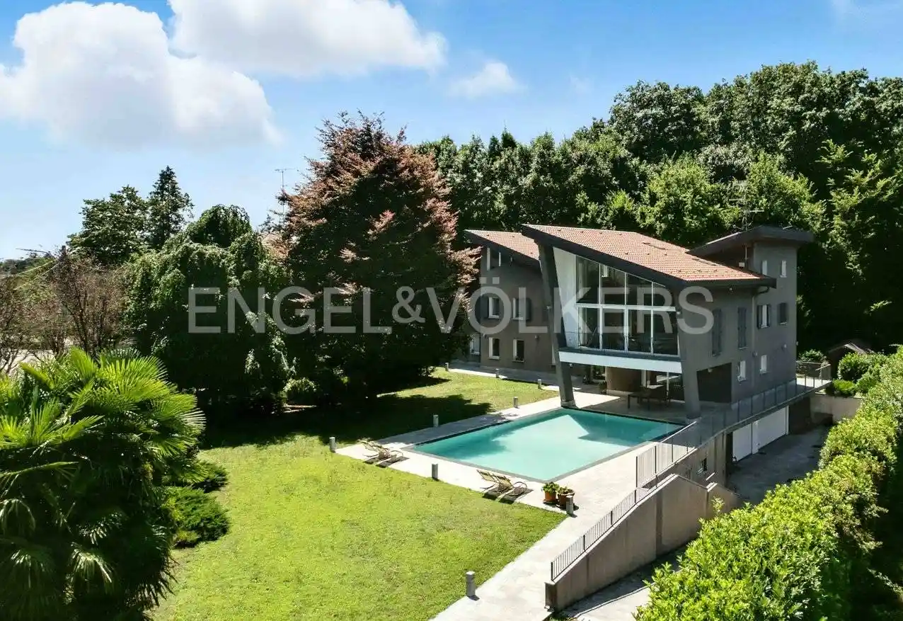 Villa in vendita a Cassano Magnago