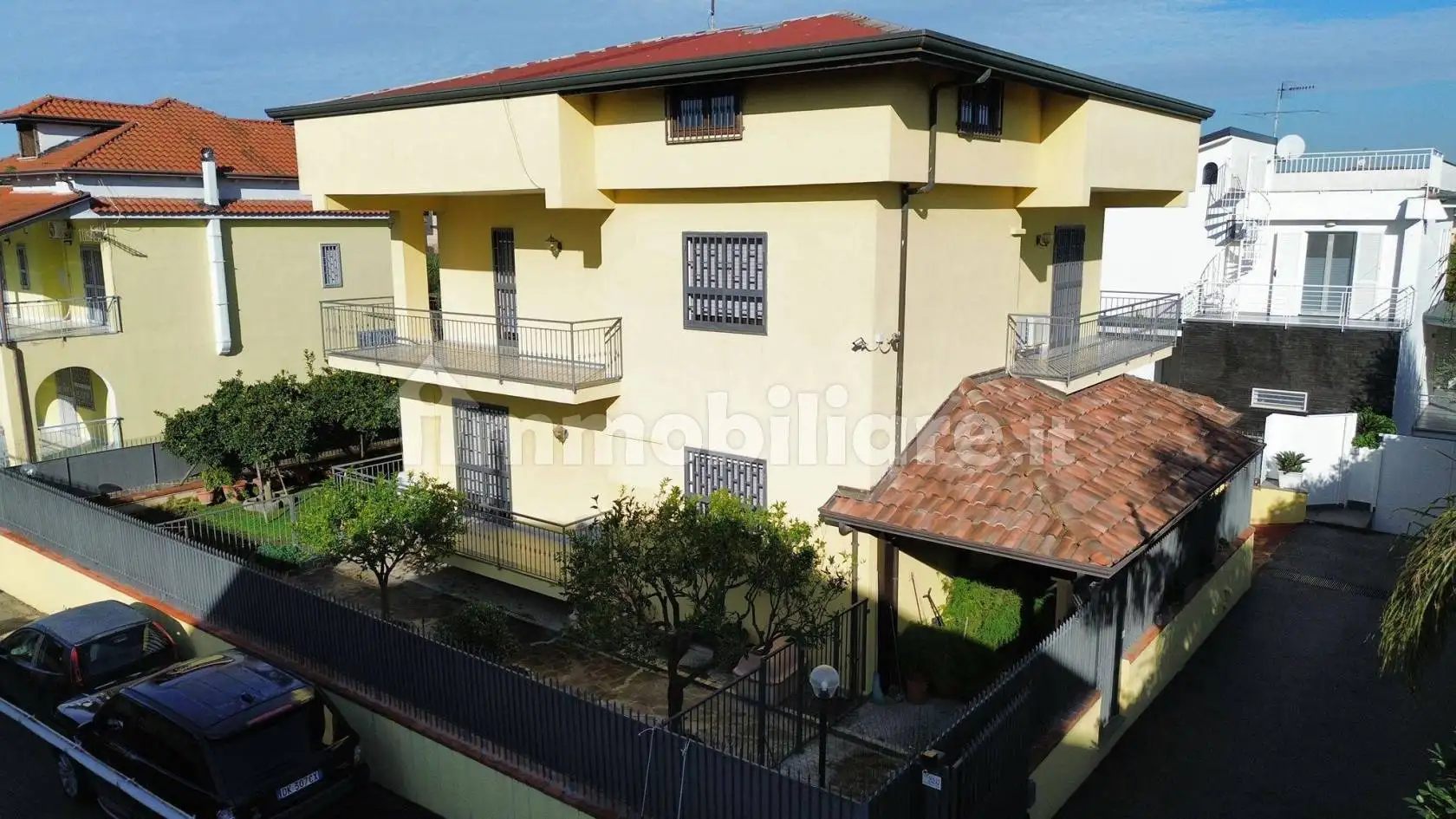 Villa in vendita a Giugliano in Campania