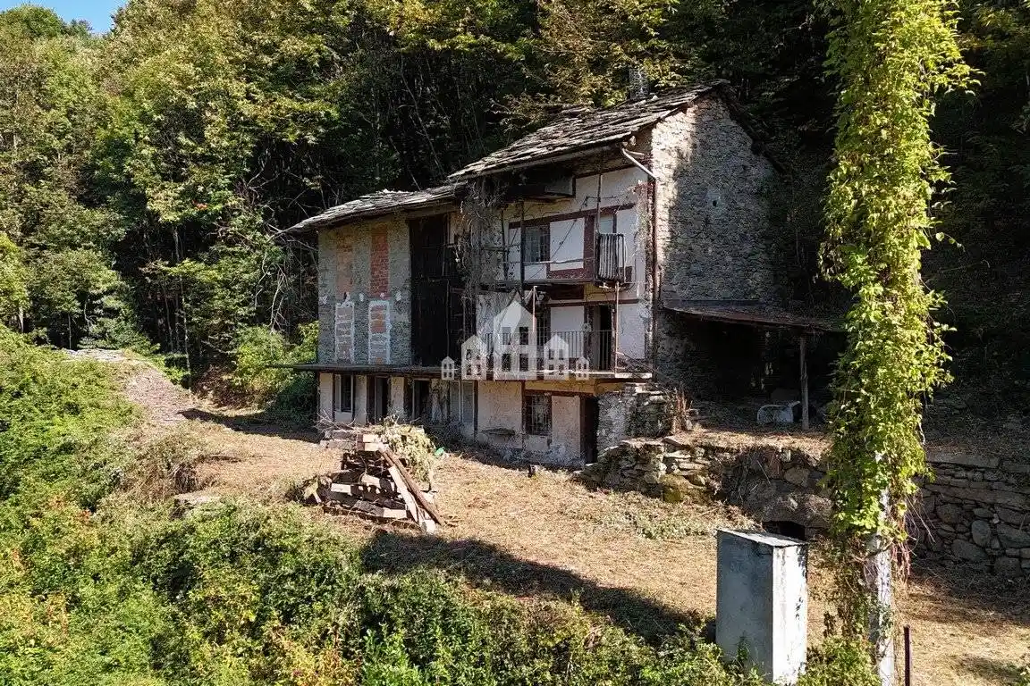 Rustico - Casale in vendita a Pont-Canavese