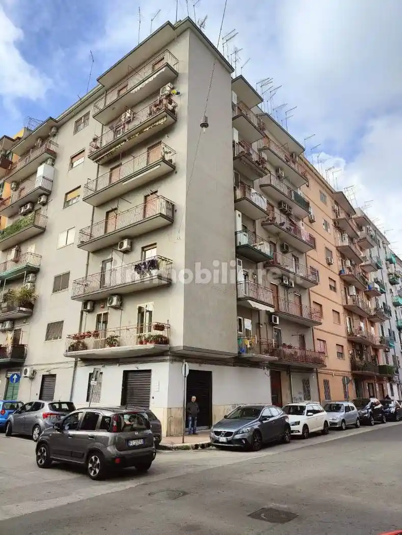 Appartamento in vendita a Taranto