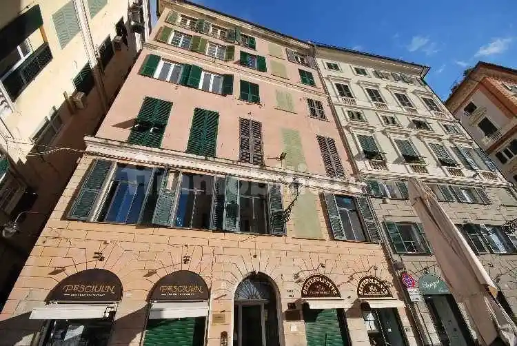 Appartamento in affitto a Genova