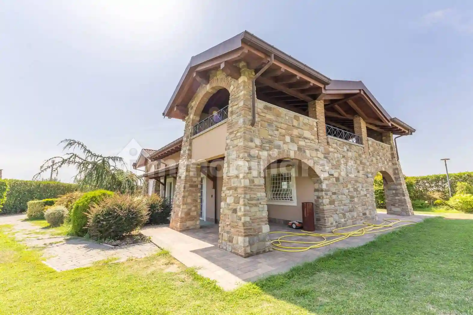 Villa - foto 2