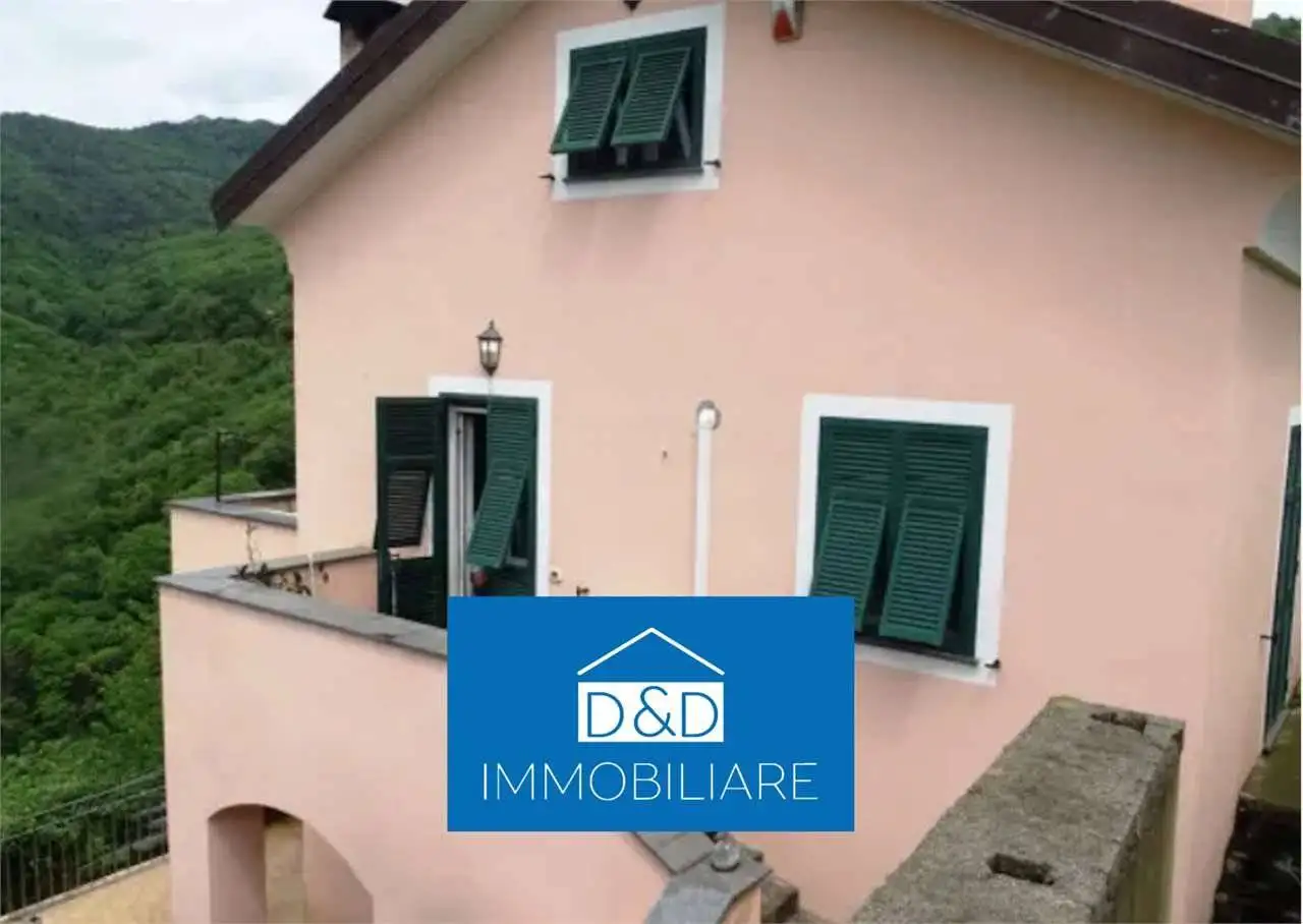 Casa indipendente in asta a Vezzi Portio