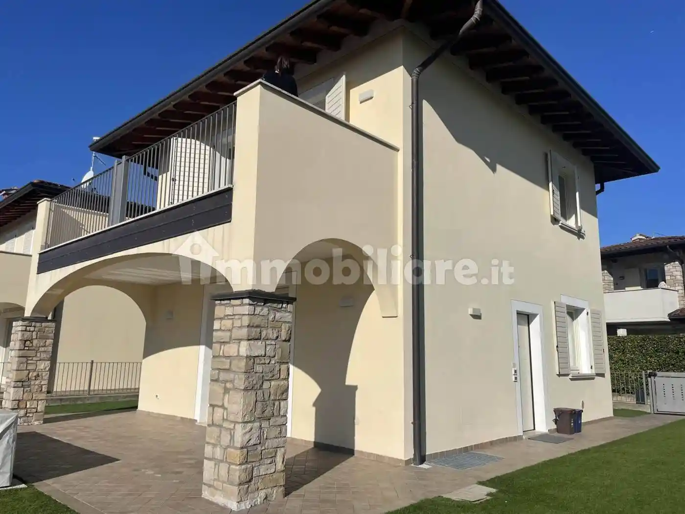 Villa unifamiliare, nuova, 200 m², Solarolo, Manerba del Garda - foto 4