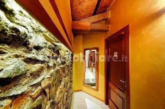 Palazzo - Edificio in Affitto - foto 4