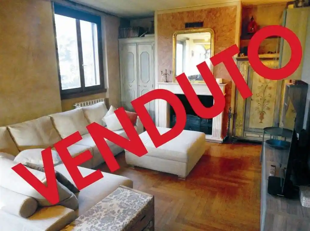 Villa in vendita a Albiate