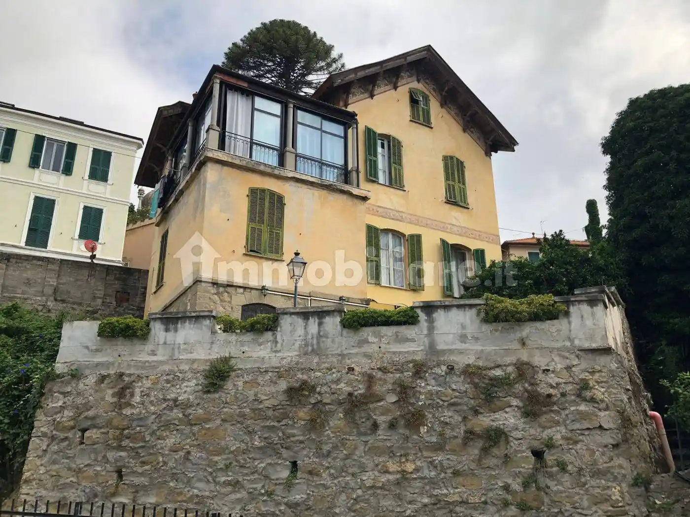 Casa indipendente in vendita a Sanremo