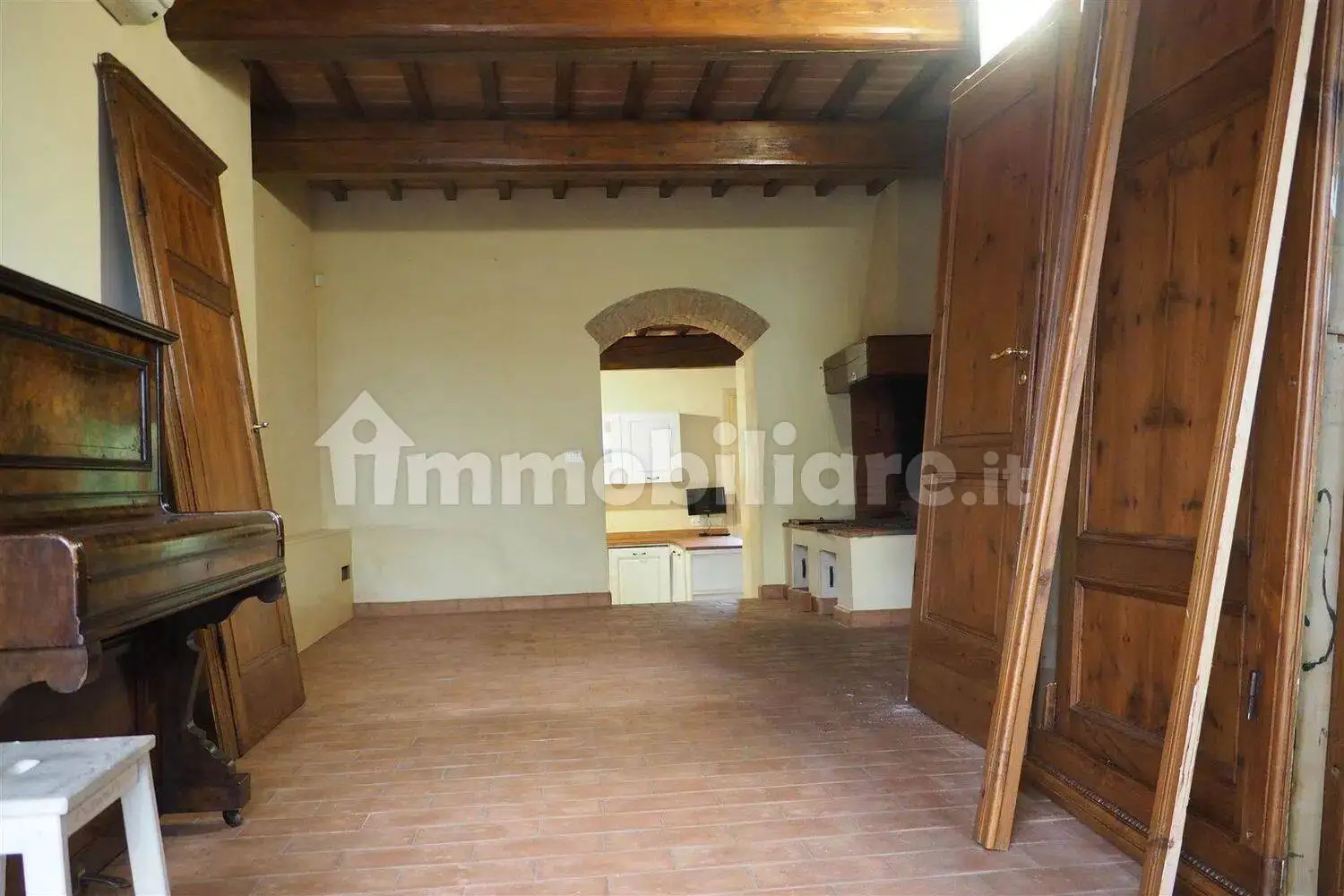 Rustico - Casale in vendita a Pistoia