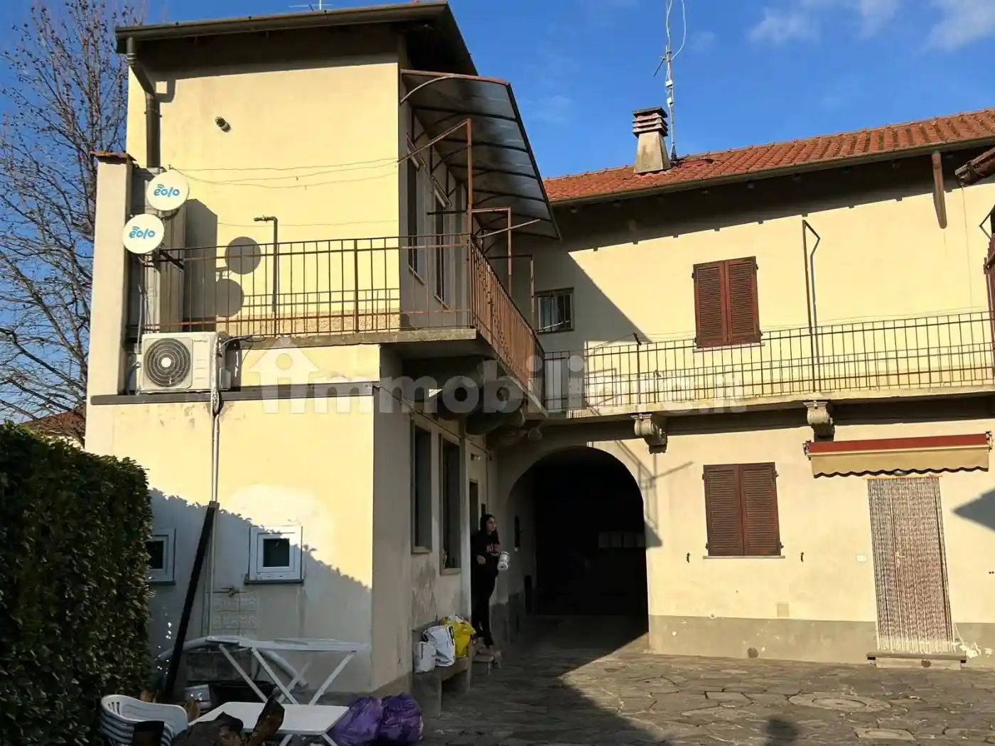 Appartamento in vendita a Caronno Varesino