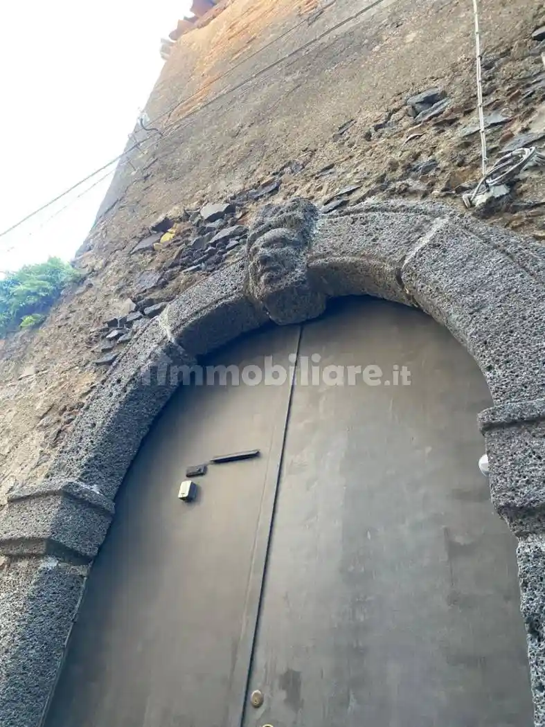 Villa in vendita a Trecastagni