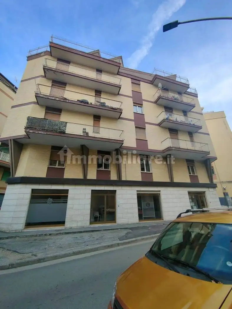 Palazzo - Edificio in vendita a Chieti