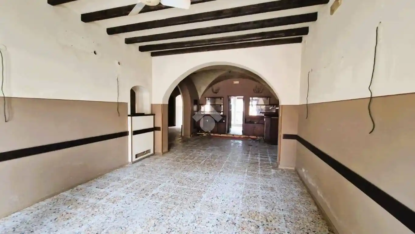 Terratetto unifamiliare 370 m², da ristrutturare, Casalmoro - foto 2