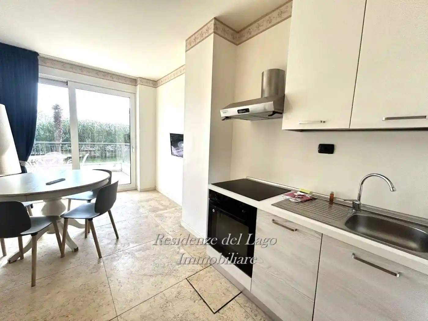 Appartamento in vendita a Sirmione