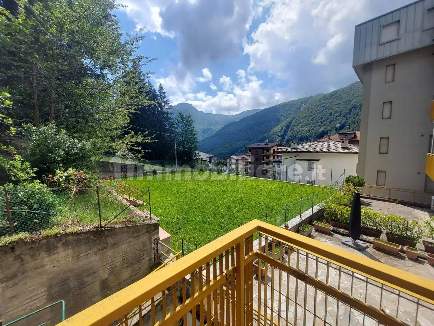 Trilocale via Pian del Tetto , 2, Centro, Ala di Stura - foto 2