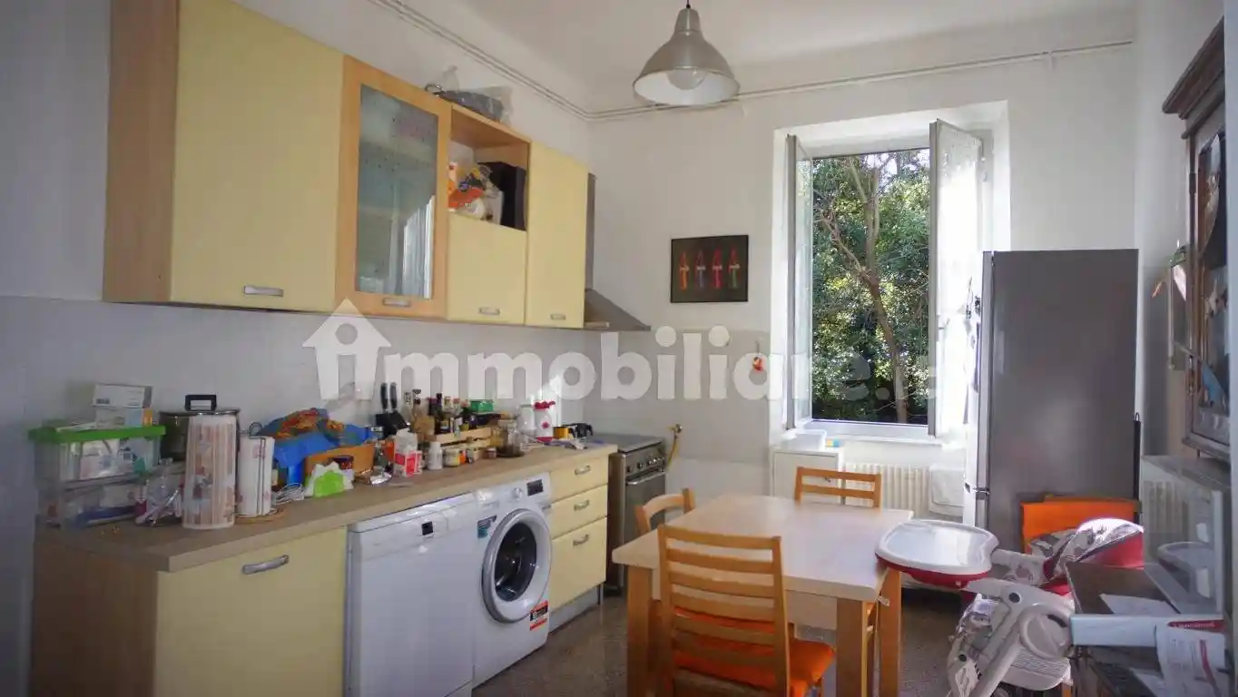 Appartamento in vendita a Genova