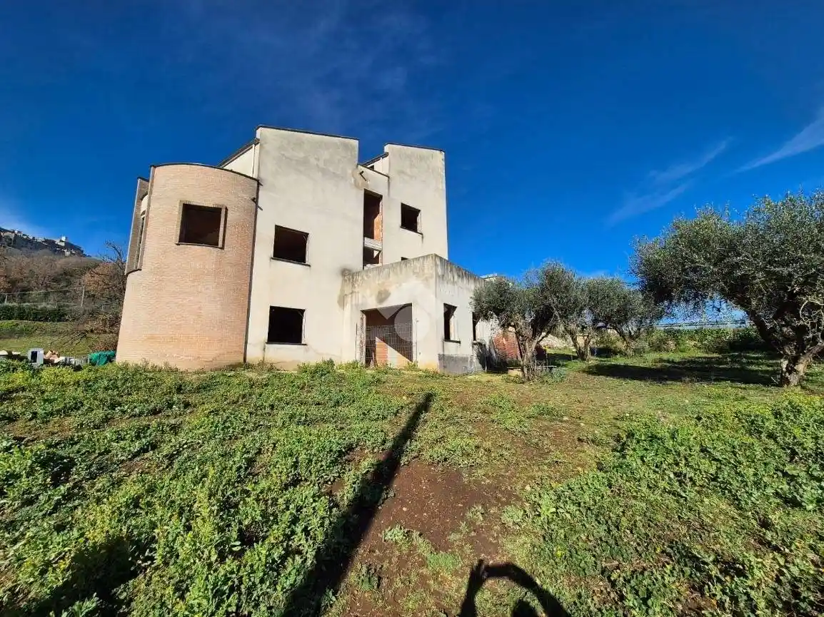 Villa in vendita a Gavignano