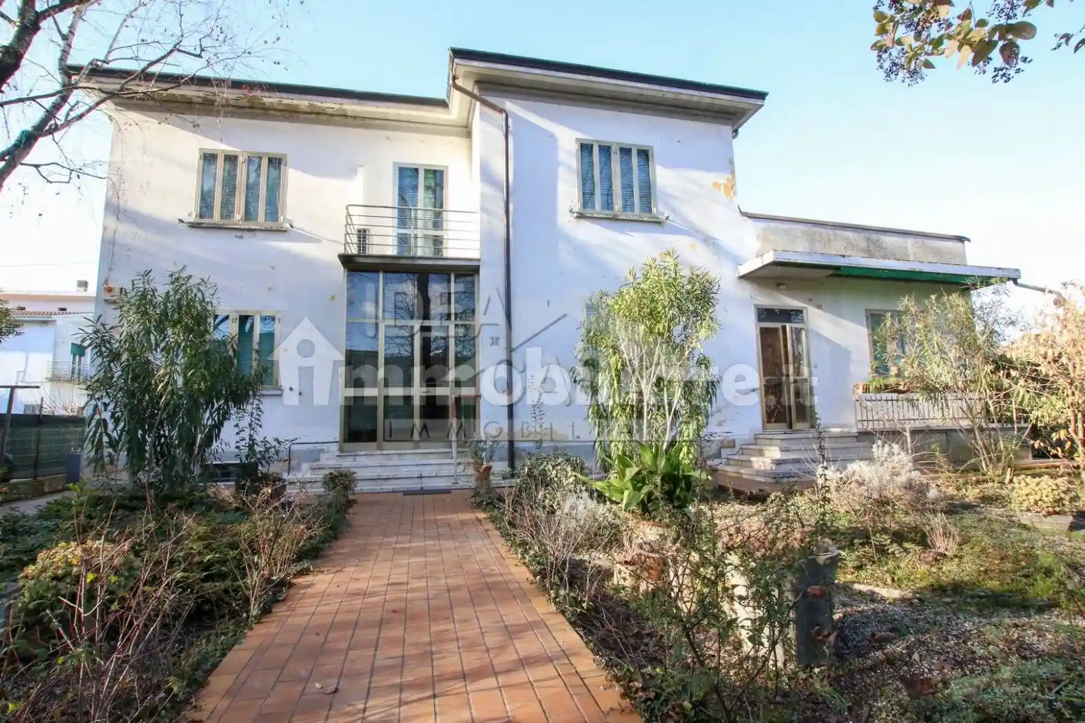 Villa in vendita a Poggio Rusco