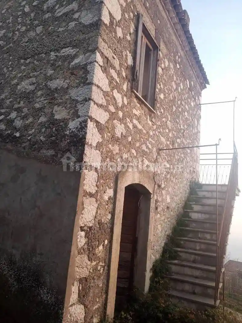 Rustico - Casale in vendita a Veroli