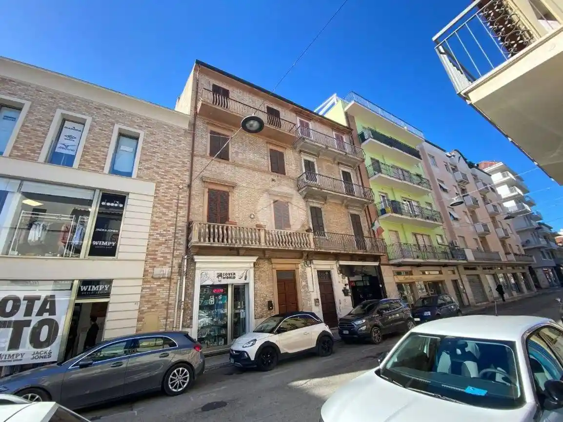 Palazzo - Edificio in vendita a San Benedetto del Tronto