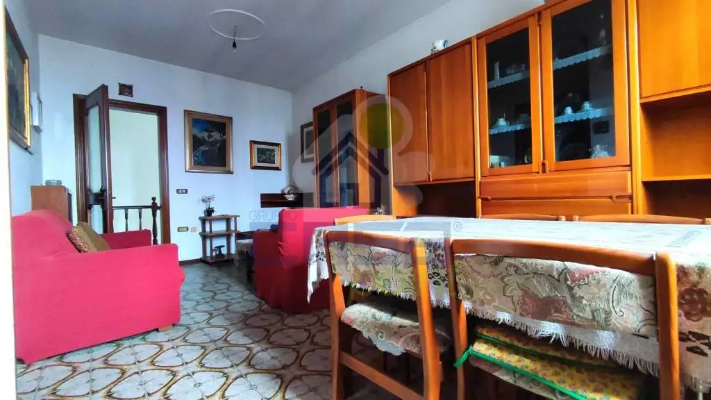 Palazzo - Edificio in vendita a Castelnuovo Bocca d'Adda