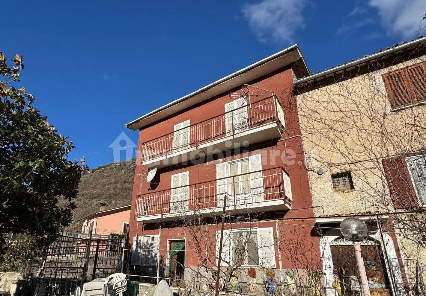 Terratetto unifamiliare via Tito Flavio Vespasiano 4, Vasche, Castel Sant'Angelo - foto 3