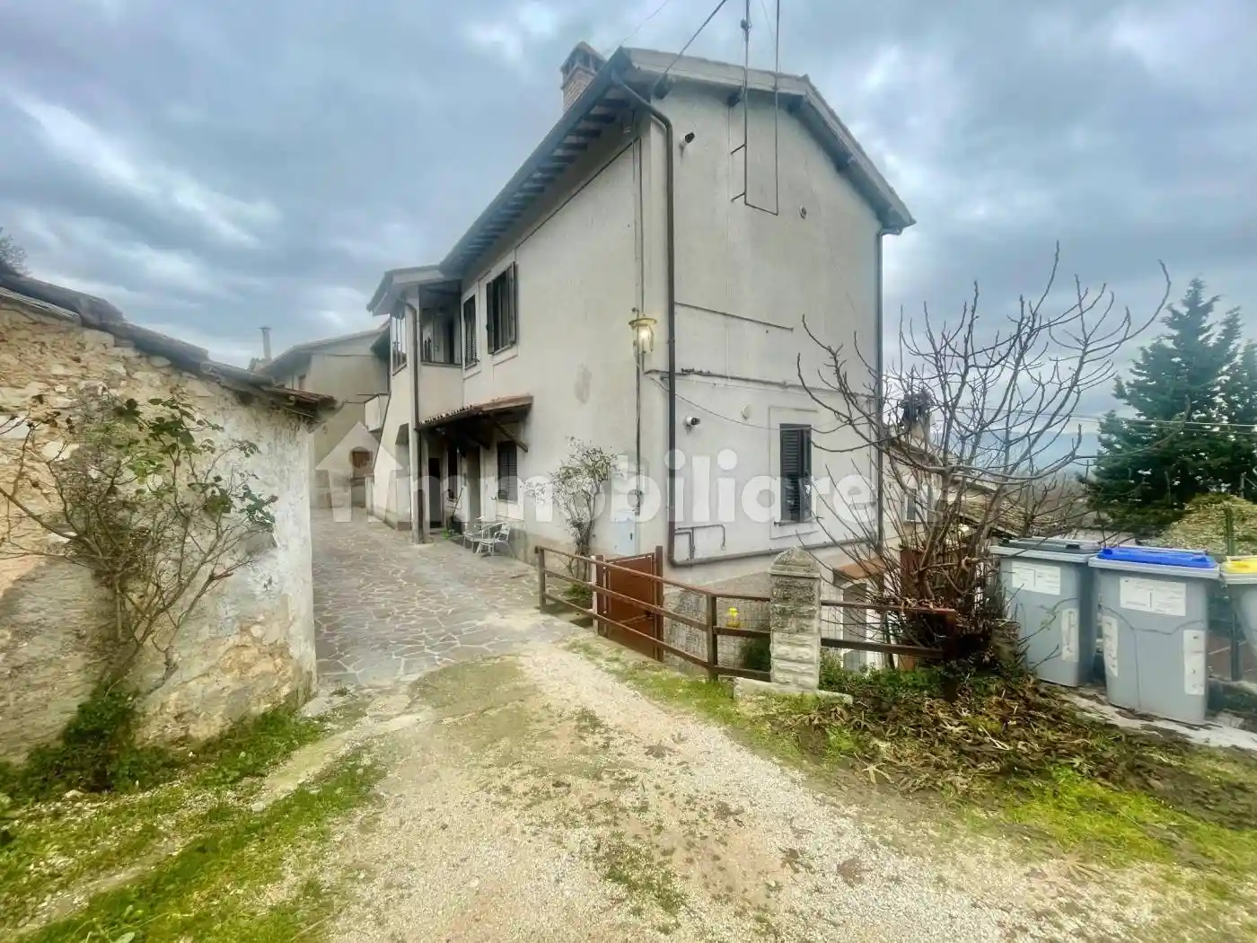 Villa in vendita a Trevi