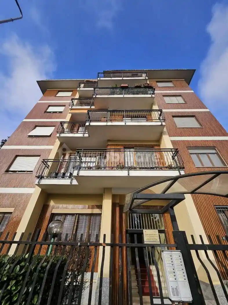 Trilocale via Giacinto Serrati Menotti 28, Ponte Lambro, Milano - foto 2