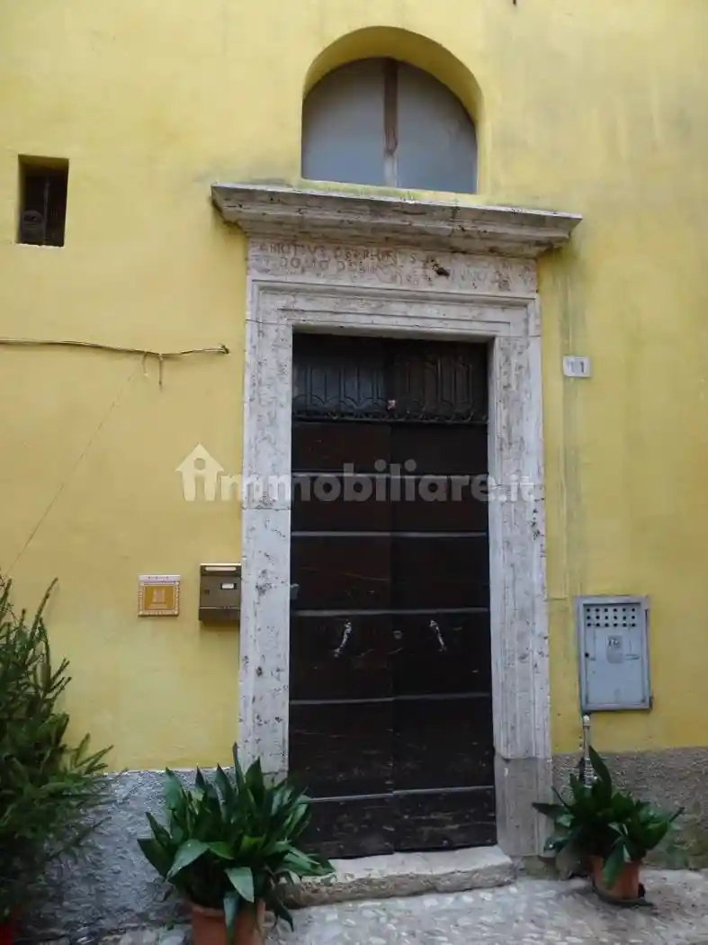 Palazzo - Edificio in vendita a Acquasparta