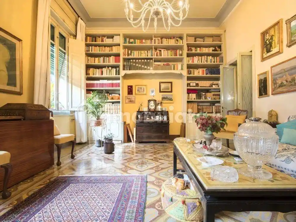 Villa in vendita a Lucca