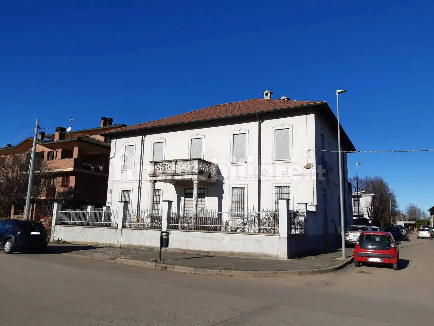 Casa indipendente in vendita a Peschiera Borromeo