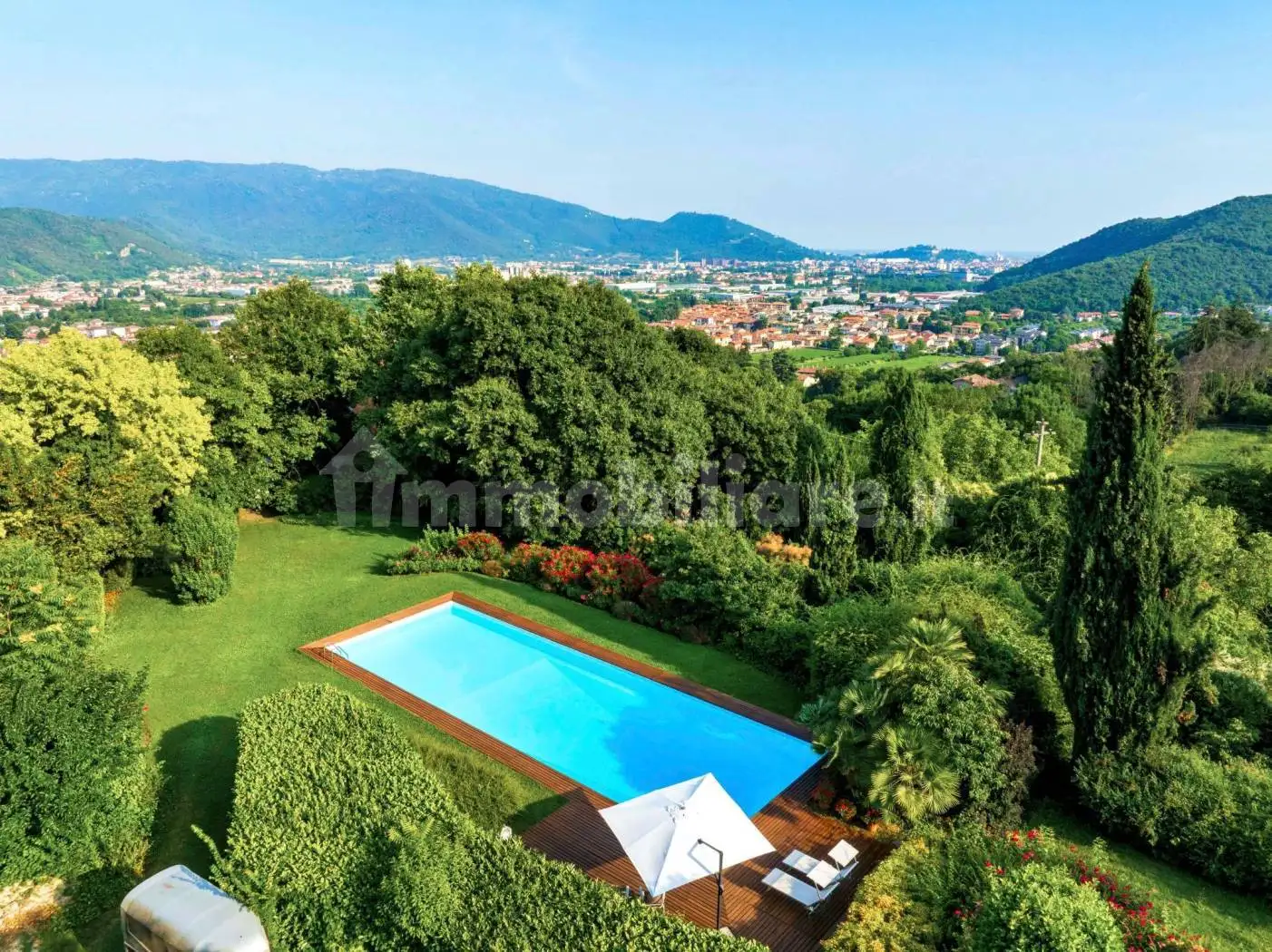 Villa in vendita a Collebeato