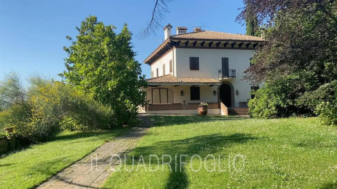Villa in vendita a Cesena