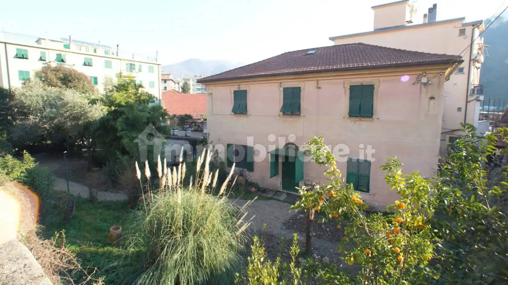 Casa indipendente in vendita a Genova