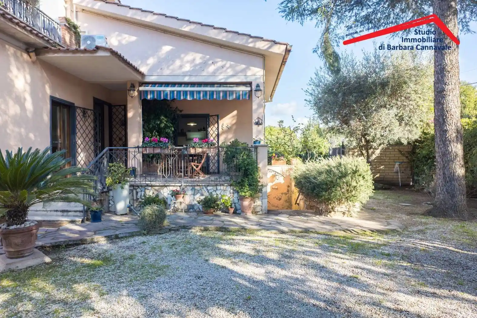 Villa unifamiliare via Strigno, Infernetto, Roma - foto 3