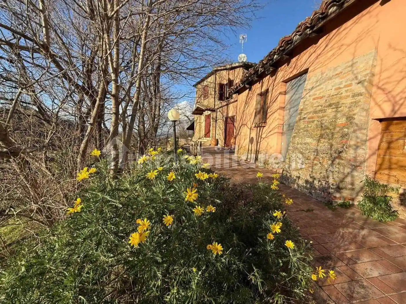 Rustico - Casale in vendita a Urbino