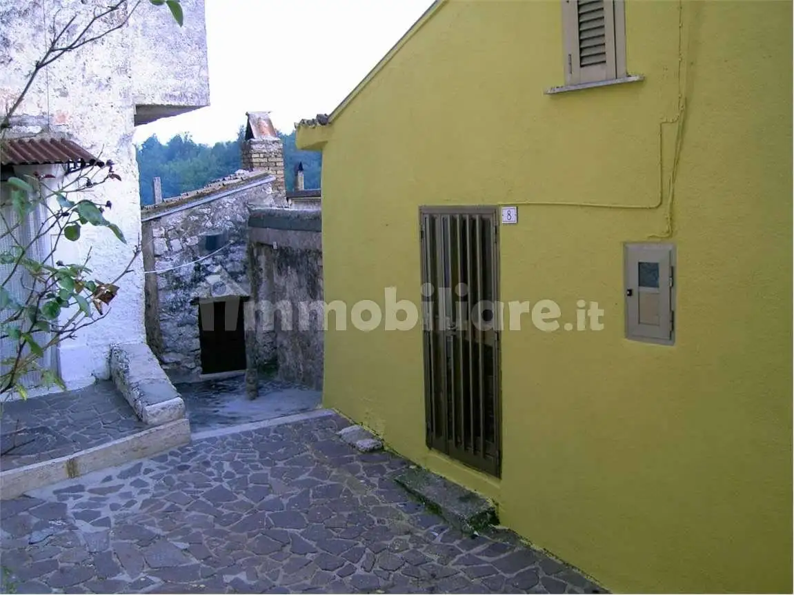 Appartamento in vendita a Capistrello