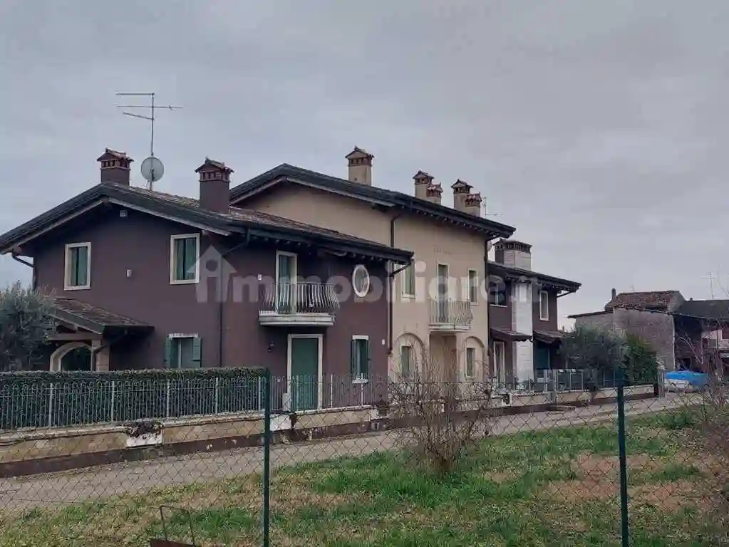 Villetta a schiera - foto 2
