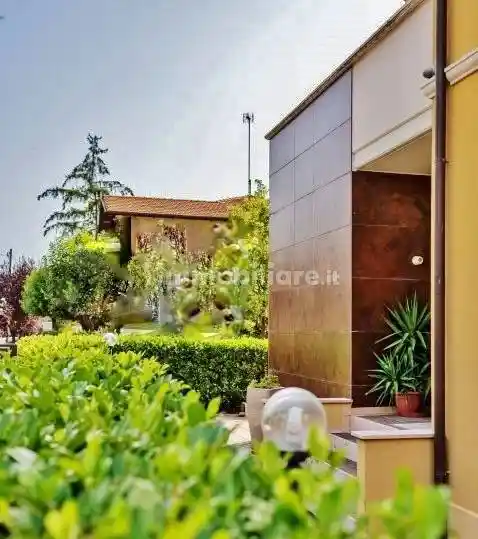 Villa in vendita a Fano