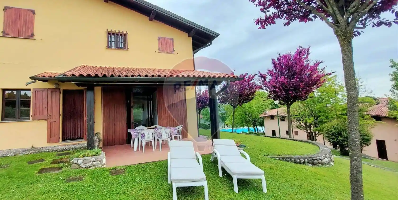 Villa in vendita a Padenghe sul Garda