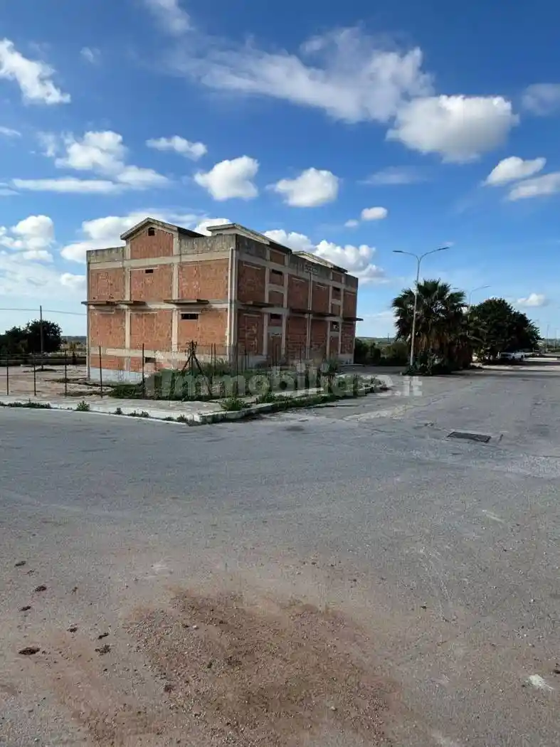 Palazzo - Edificio in vendita a Ispica