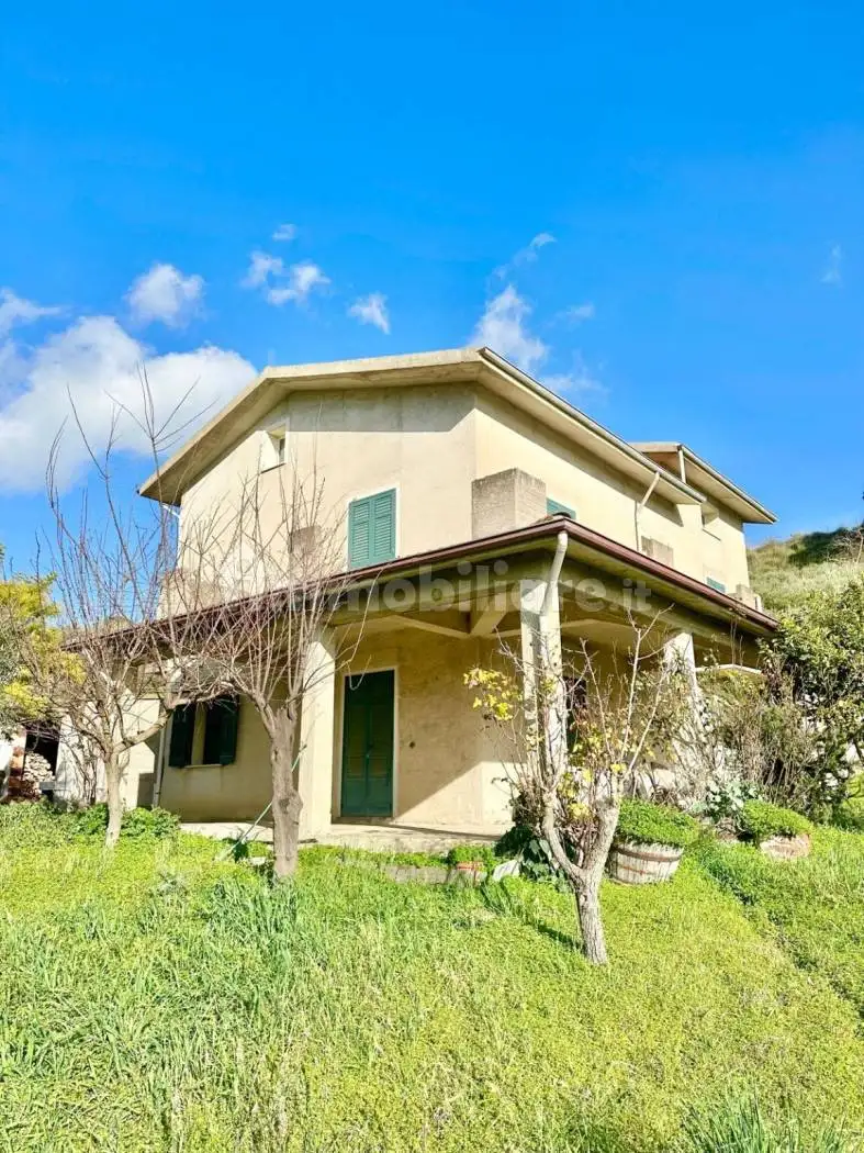 Villa in vendita a Chiusa Sclafani