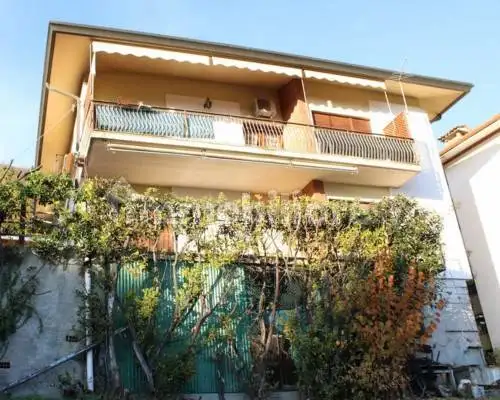 Villa in vendita a Valdobbiadene