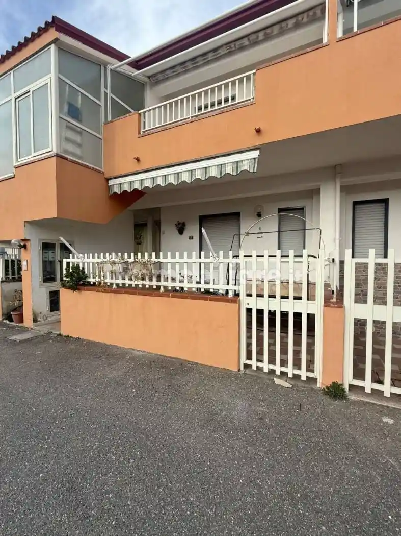 Appartamento in vendita a Furnari