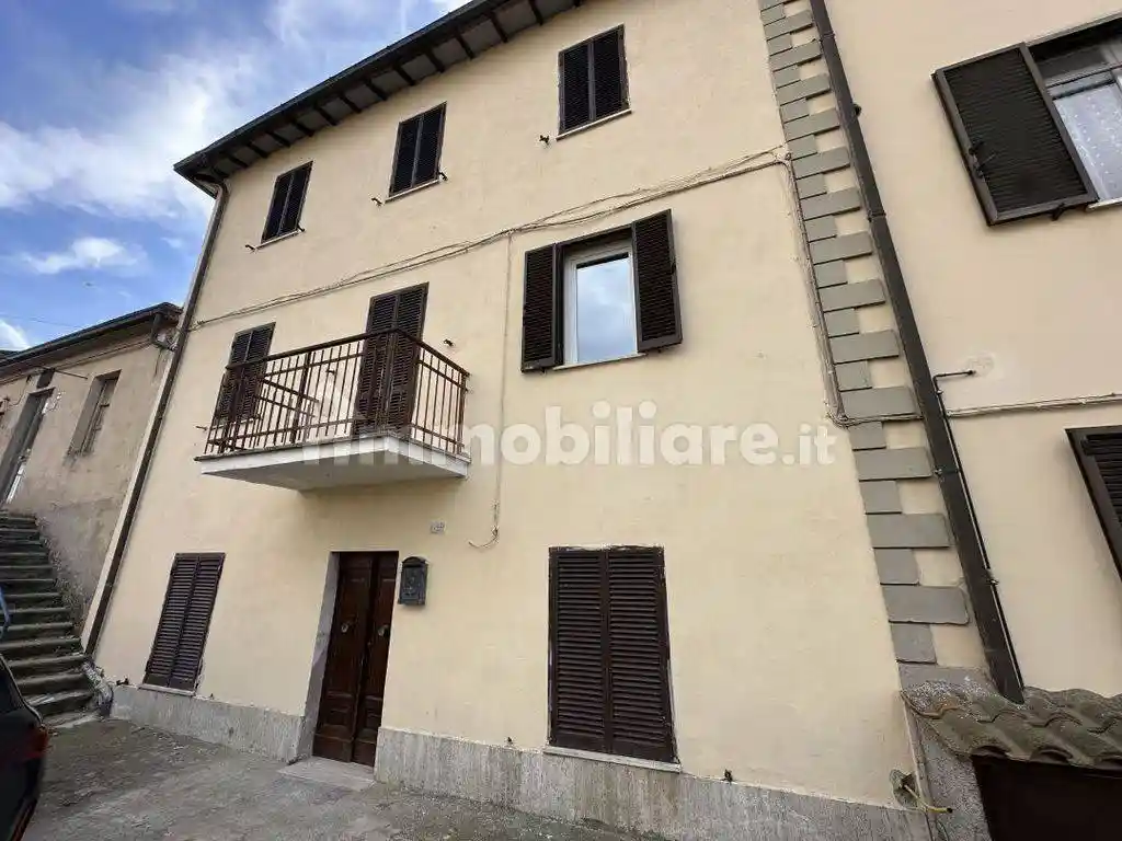 Casa indipendente in vendita a Piegaro